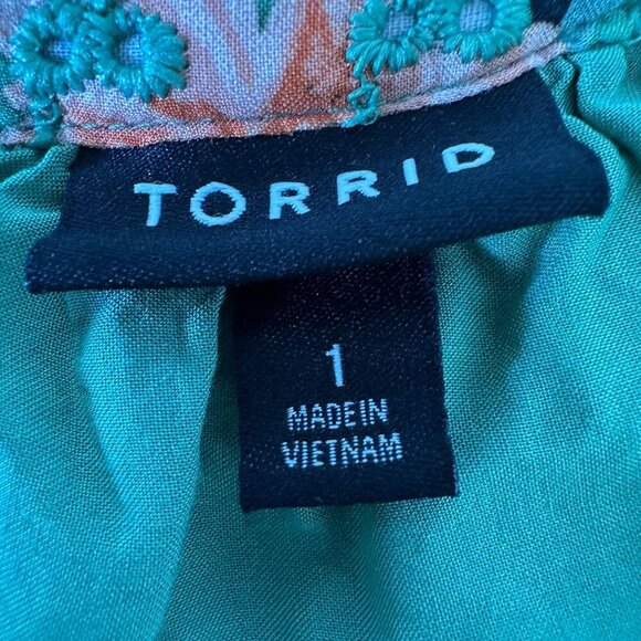 Torrid Eyelet Babydoll Top 1X Halter Green Floral Tiered - Picture 5 of 11